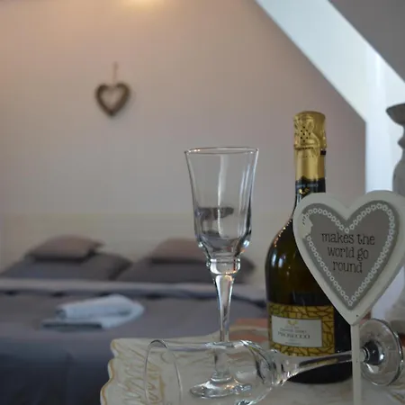 Misell Apartament *