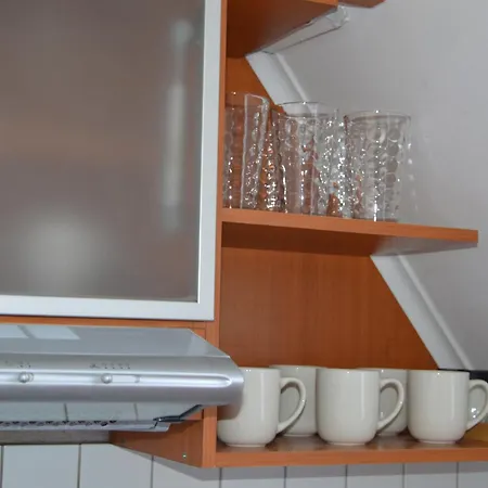 Apartament Misell *