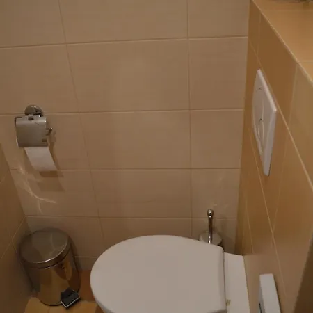 شقة Misell